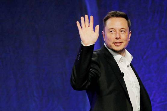 अपनी ही सौतेली बेटी के बच्चे के बाप बने खरबपति एलन मस्क के पिता