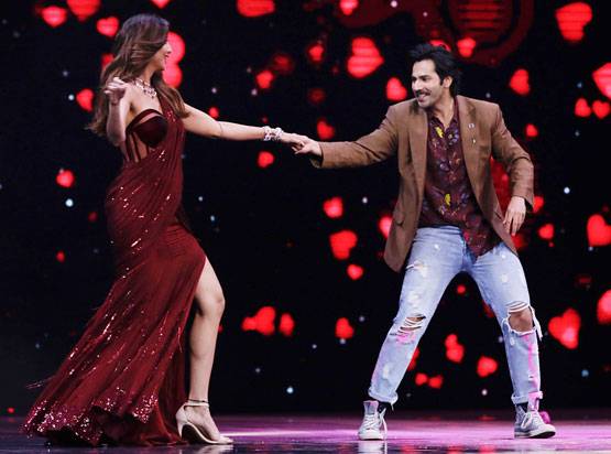 डर गईं शि‍ल्पा शेट्टी, जब अचानक वरुण धवन ने उन्हें गोद में उठाया