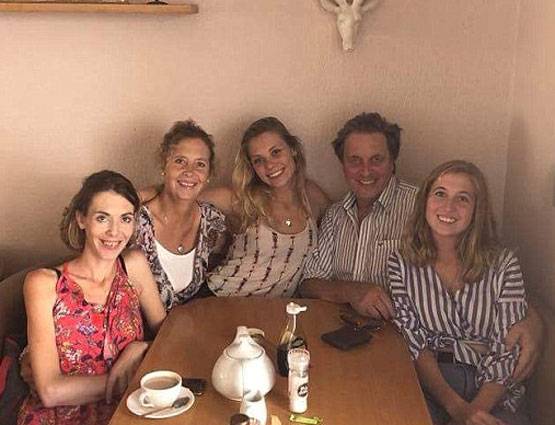 अपनी ही सौतेली बेटी के बच्चे के बाप बने खरबपति एलन मस्क के पिता