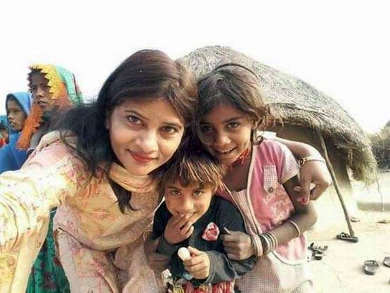 पाकिस्तान में इस हिंदू महिला ने रचा इतिहास, परिवार था बंधुआ मजदूर