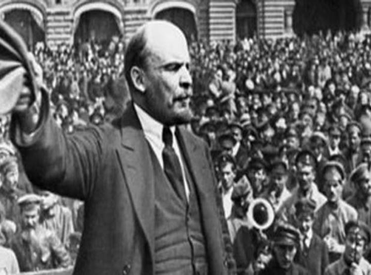 जानिए- कौन हैं लेनिन, जिनकी मूर्ति तोड़ने की तस्वीरें हो रही वायरल