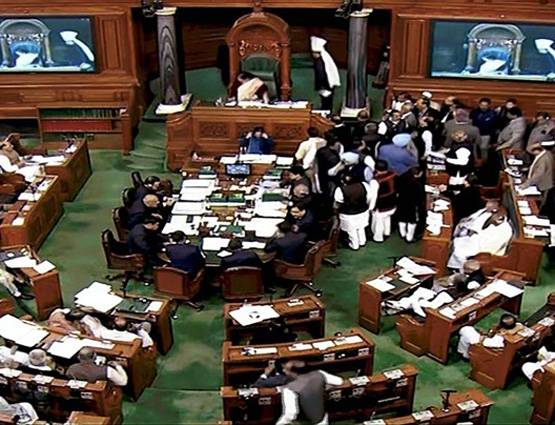 रिटायरमेंट के बाद सांसदों को मिलेंगी ये सुविधाएं, इतनी होगी पेंशन