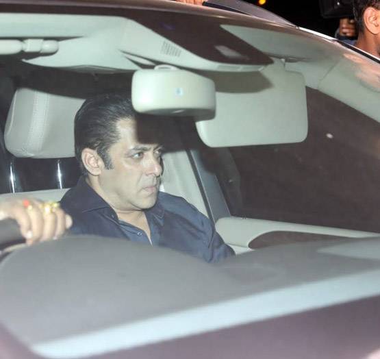 कभी थे मिथुन-श्रीदेवी के साथ के चर्चे, अंतिम संस्कार में नहीं दिखे