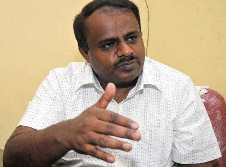 जानिए CM सिद्धारमैया की 40 लाख की घड़ी वाले दावे की सच्चाई