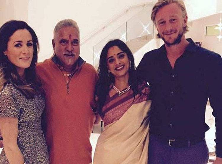 कौन हैं पिंकी लालवानी जिससे तीसरी शादी करने जा रहे हैं माल्या?