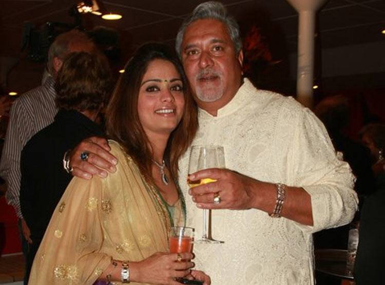 कौन हैं पिंकी लालवानी जिससे तीसरी शादी करने जा रहे हैं माल्या?