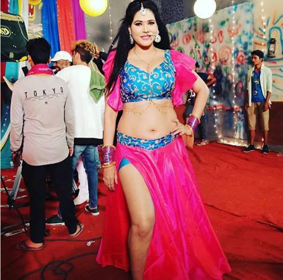 ये हैं भोजपुरी फ‍िल्मों की आइटम क्वीन, फिर आ रही हैं होश उड़ाने