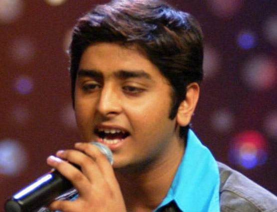 बिल्कुल अलग है अरिजीत की लव स्टोरी, तलाक लेकर की थी शादी