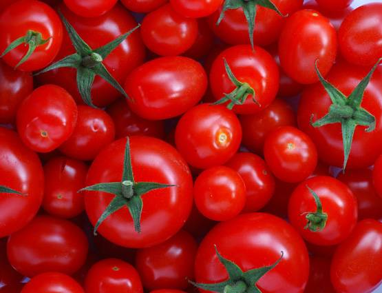 निखरी हुई त्वचा चाहते हैं तो जरूर खाएं ये 10 चीजें!