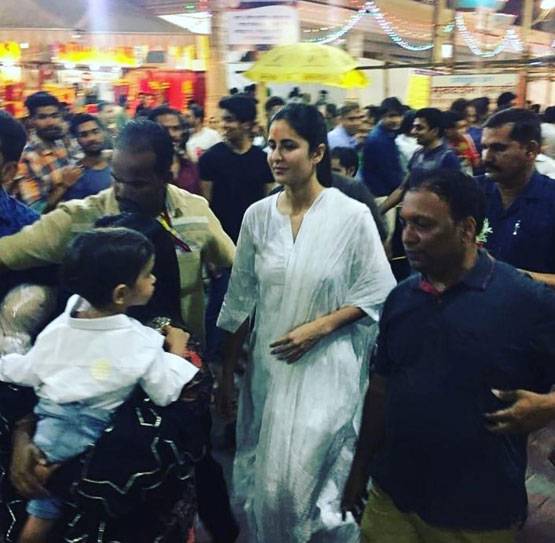 सलमान के लिए दुआ मांगने सिद्ध‍ि विनायक गई थीं कटरीना कैफ