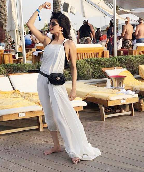 ये हैं भाग्यश्री की बेटी, दूसरे स्टार किड्स से हैं बिल्कुल अलग