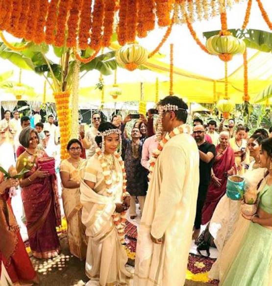 PHOTOS: 25 साल छोटी गर्लफ्रेंड संग 52 के मिलिंद सोमन के सात फेरे