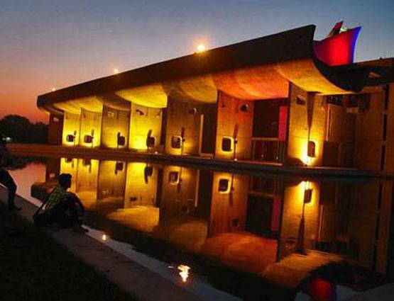 वर्ल्‍ड हेरिटेज डे: भारत की इन धरोहरों को नहीं देखा तो क्‍या देखा....