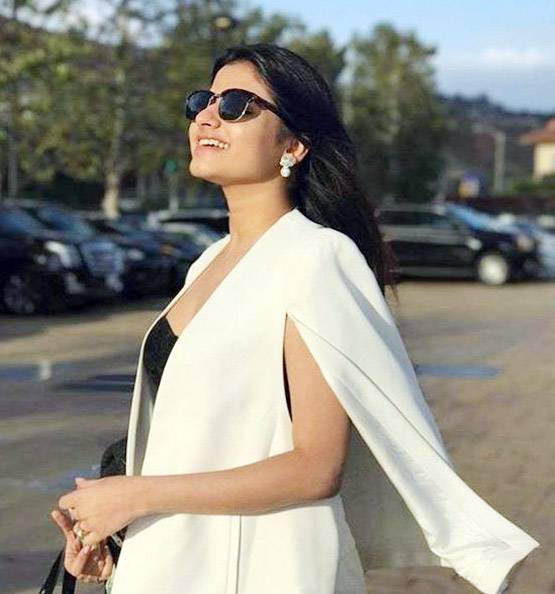 ये हैं भाग्यश्री की बेटी, दूसरे स्टार किड्स से हैं बिल्कुल अलग