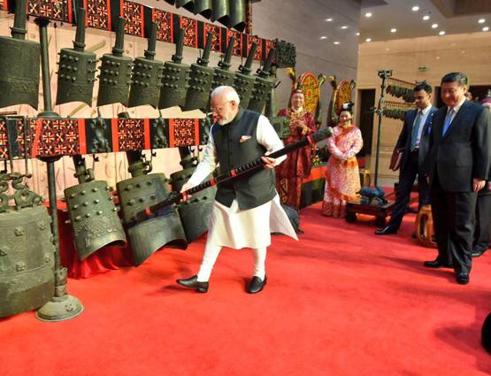 मोदी म्यूजिक: कब-कब दिखा PM का म्यूजिकल अंदाज PHOTOS