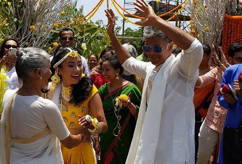 PHOTOS: 25 साल छोटी गर्लफ्रेंड संग 52 के मिलिंद सोमन के सात फेरे