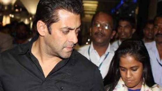 सलमान के लिए दुआ मांगने सिद्ध‍ि विनायक गई थीं कटरीना कैफ