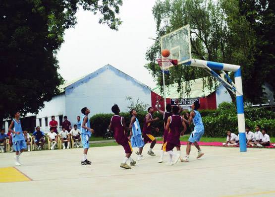 देश में पहली बार सैनिक स्कूल में पढ़ेंगी लड़कियां, ऐसा होगा रूटीन