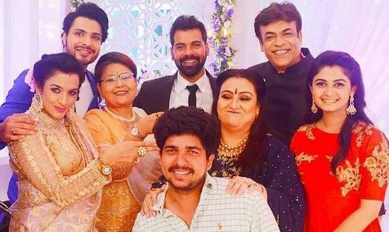 'कुमकुम भाग्य' में बड़ा ट्विस्ट, अभि से नाराज प्रज्ञा करेगी सुसाइड!