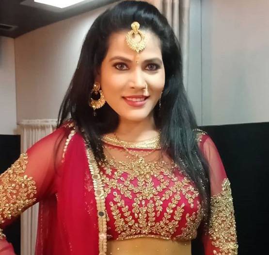 ये हैं भोजपुरी फ‍िल्मों की आइटम क्वीन, फिर आ रही हैं होश उड़ाने