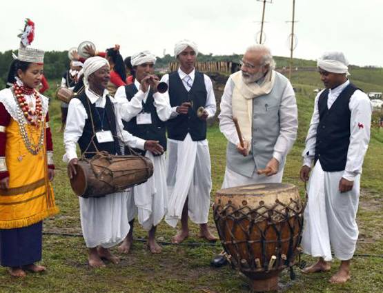 मोदी म्यूजिक: कब-कब दिखा PM का म्यूजिकल अंदाज PHOTOS