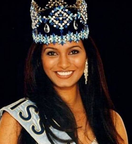 कौन हैं डायना हेडन जो CM बिप्लब देब की नजर में नहीं हैं 'सुंदर'