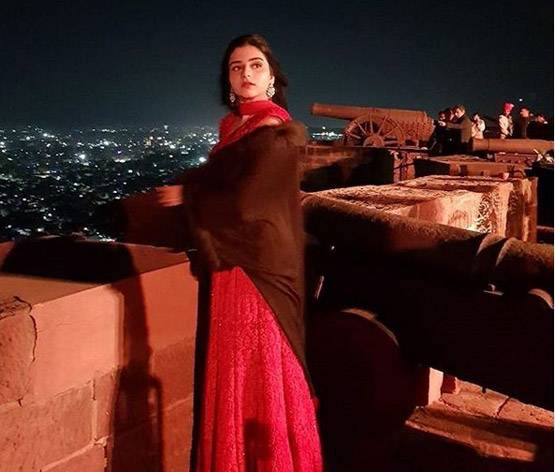 ये हैं भाग्यश्री की बेटी, दूसरे स्टार किड्स से हैं बिल्कुल अलग