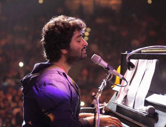 बिल्कुल अलग है अरिजीत की लव स्टोरी, तलाक लेकर की थी शादी