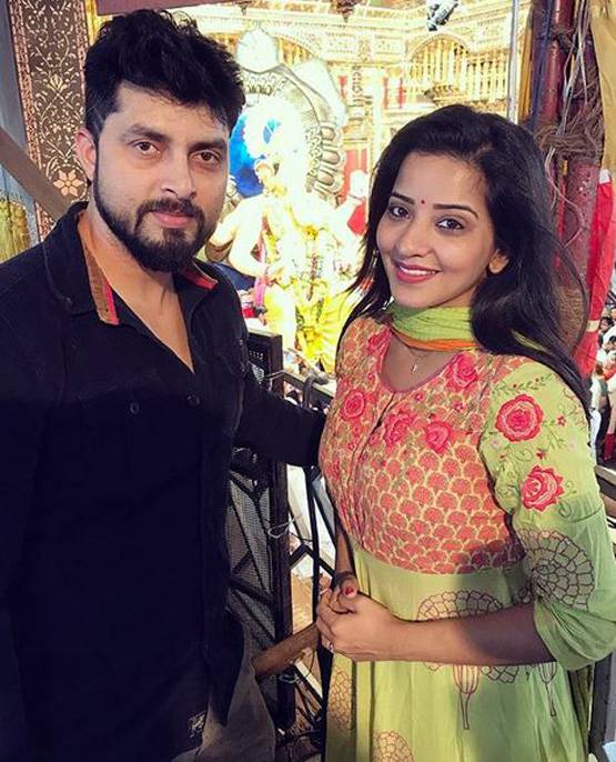 'झूमा भाभी' के रोल में ये बिग बॉस कंटेस्टेंट, साड़ी लुक हो रहा वायरल