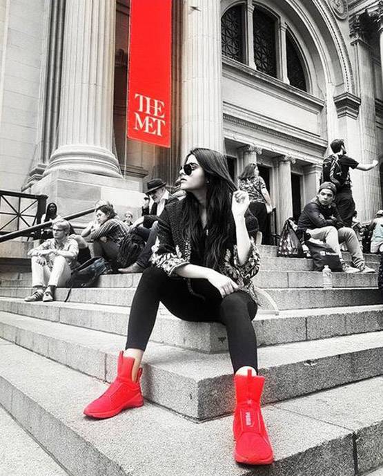 ये हैं भाग्यश्री की बेटी, दूसरे स्टार किड्स से हैं बिल्कुल अलग