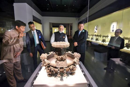 मोदी-जिनपिंग ने बजाए पारंपरिक घंटे, 2451 साल पुराना है इतिहास