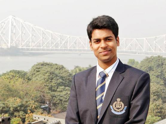 UPSC टॉपर की कहानी: 5वीं बार में 'सफलता', गूगल में करते थे जॉब