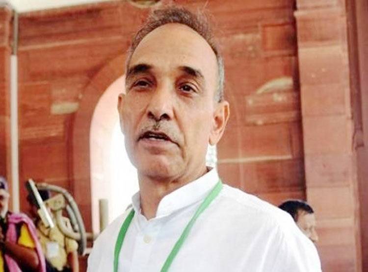 महाभारत में इंटरनेट, गणेश की सर्जरी: BJP नेताओं के 7 ज्ञान-विज्ञान