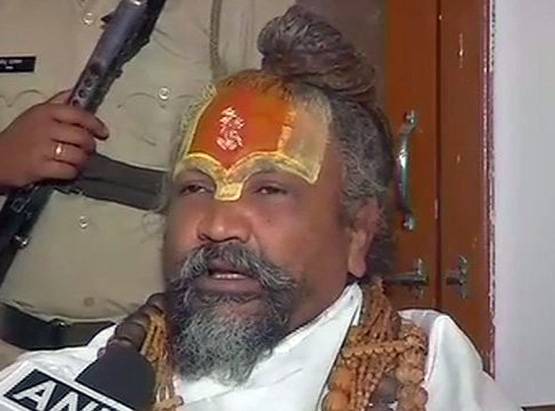 कौन हैं कंप्यूटर बाबा, जिन्हें मौन रहने के लिए मिला शिवराज से इनाम