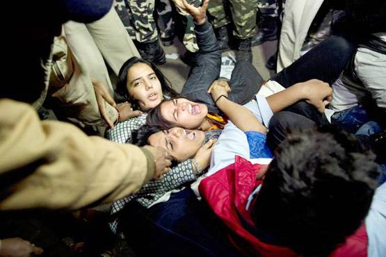 तब निर्भया, आज कठुआ-उन्नाव: वही गुस्सा, वही इंसाफ की लड़ाई