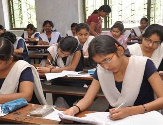 प्यार ने मुझे पढ़ने नहीं दिया... छात्रों ने आंसर शीट में लिखीं ये बातें