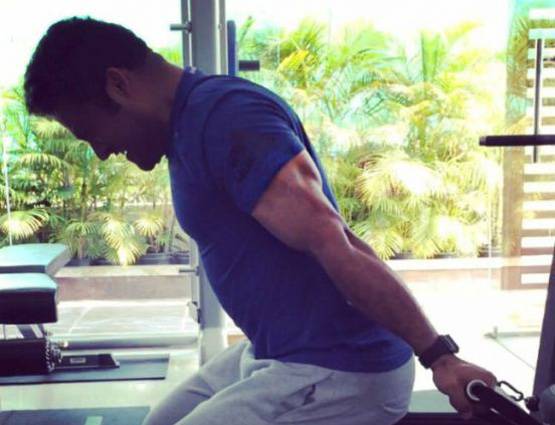 Jr. NTR से पहले इन स्टार्स की बॉडी ट्रांसफॉर्मेशन ने किया हैरान