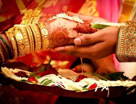 शादी के फैसले से पहले एक बार जरूर जान लें ये 10 बातें!