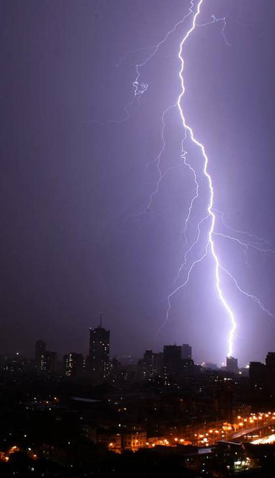 इस राज्‍य में 13 घंटे में गिरी 37 हजार बार बिजली, हर साल हजारों मौत