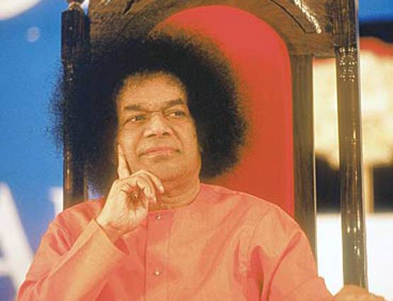 ये थे सच‍िन के धार्मिक गुरु, तेंदुलकर के बर्थडे पर ही हुआ निधन