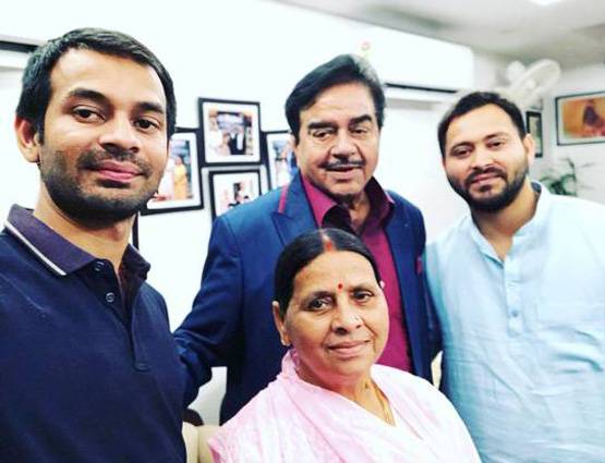 लालू बिन बेटे की सगाई, ऐसे राबड़ी की फेवरेट बहू बनेंगी ऐश्‍वर्या