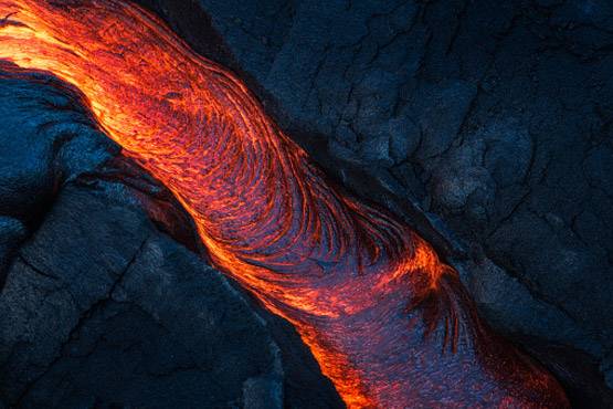 खतरनाक ज्वालामुखी को किस रहस्यमयी जीव ने बना रखा है घर!