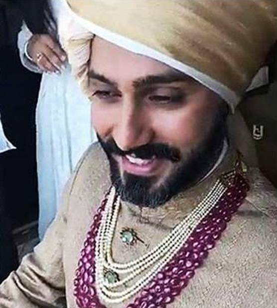 PHOTOS: बेटी सोनम की शादी में अनिल कपूर का रॉयल लुक