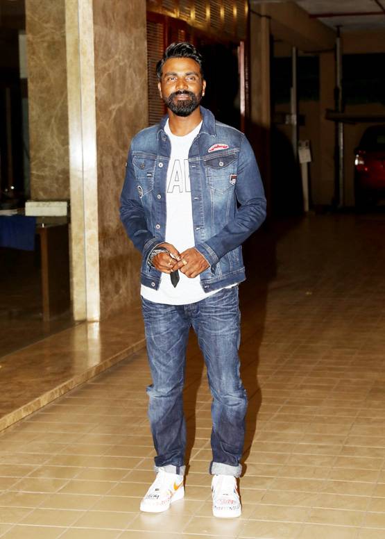 रेस 3 ट्रेलर लॉन्च के बाद जैकलीन-बॉबी संग पार्टी करने पहुंचे सलमान