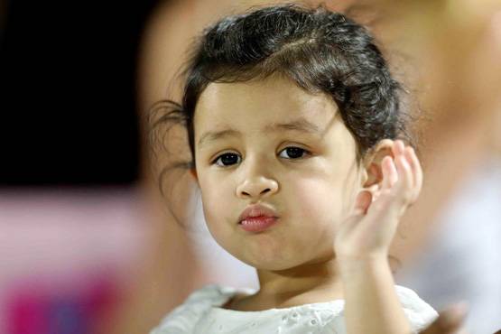 मदर्स डे: साक्षी की टू कॉपी है जीवा, IPL में छाईं ये माएं, PHOTOS