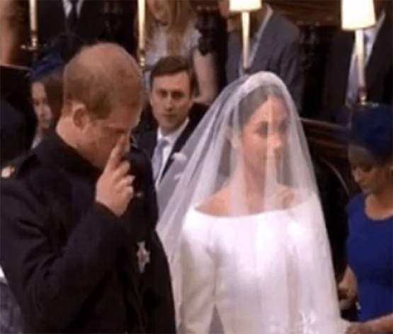 रॉयल वेडिंग में दुल्‍हन की जगह रोया दूल्‍हा, तस्‍वीरें वायरल