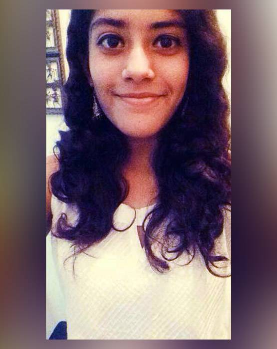 मिलिए CBSE 12th टॉपर मेघना से, कहा- फ्यूचर का पता नहीं