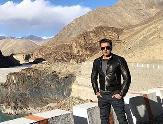 धर्मेंद्र ने जहां की थी शूटिंग, वहीं रेस 3 के लिए पहुंचे बॉबी