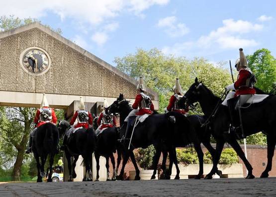 इंग्लैंड में प्रिंस हैरी-मेगन की रॉयल शादी, पैलेस में कुछ ऐसी हैं तैयारियां