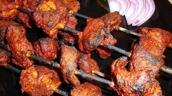 भारत की अधिकतर आबादी मांसाहारी, सर्वे में चौंकाने वाले खुलासे